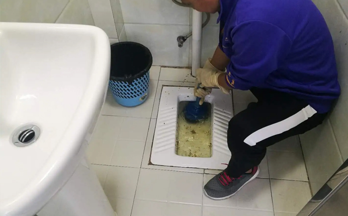 海勃湾疏通蹲坑